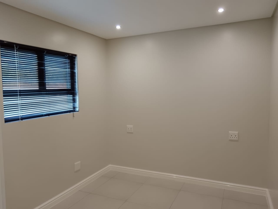 2 Bedroom Property for Sale in Winterstrand Eastern Cape